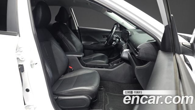 Hyundai Kona 2023 — photo 17