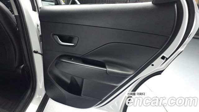 Hyundai Kona 2023 — photo 15