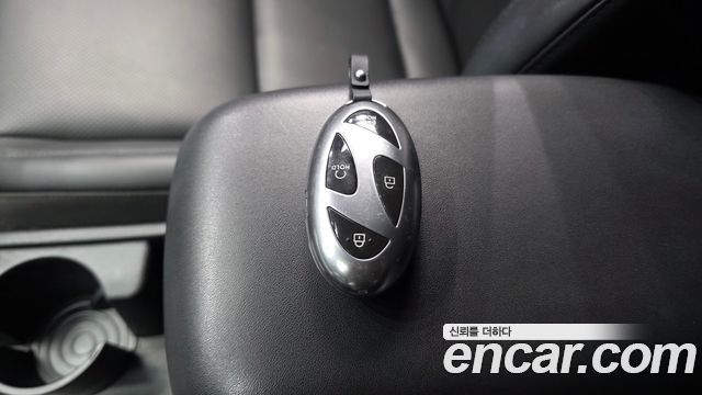 Hyundai Kona 2023 — photo 31