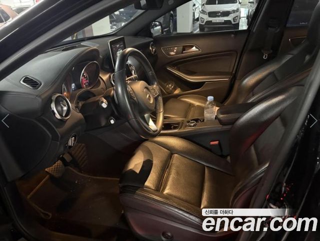 Mercedes-Benz GLA-Class 2018 — photo 4