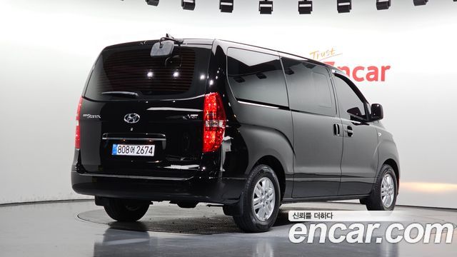 Hyundai Starex 2020 — photo 2