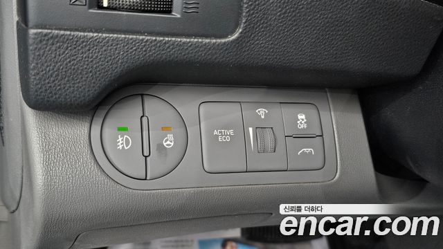 Hyundai Starex 2020 — photo 13
