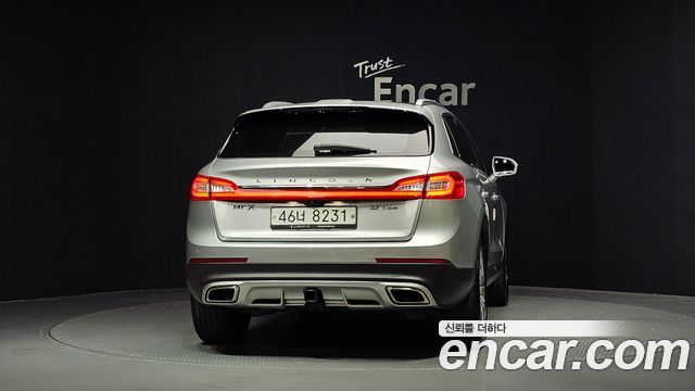 Lincoln MKX 2018 — photo 4