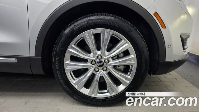 Lincoln MKX 2018 — photo 7
