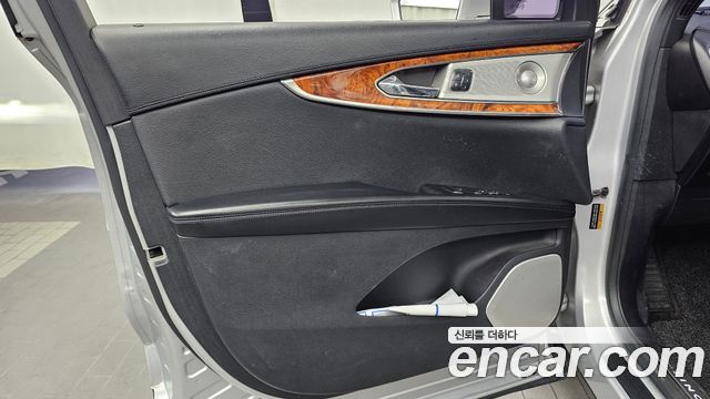 Lincoln MKX 2018 — photo 14