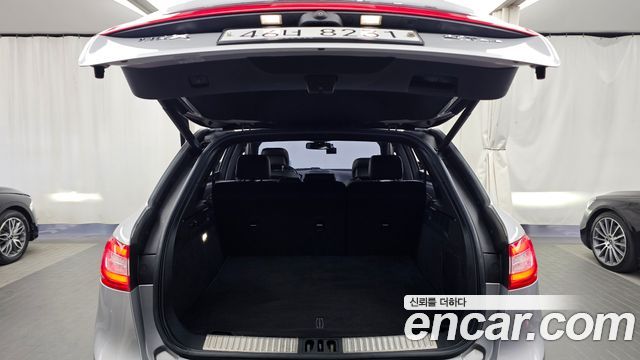 Lincoln MKX 2018 — photo 28