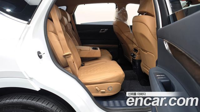 Genesis GV80 2023 — photo 17