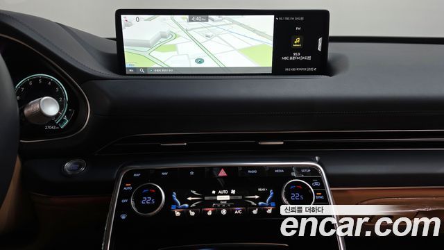 Genesis GV80 2023 — photo 18