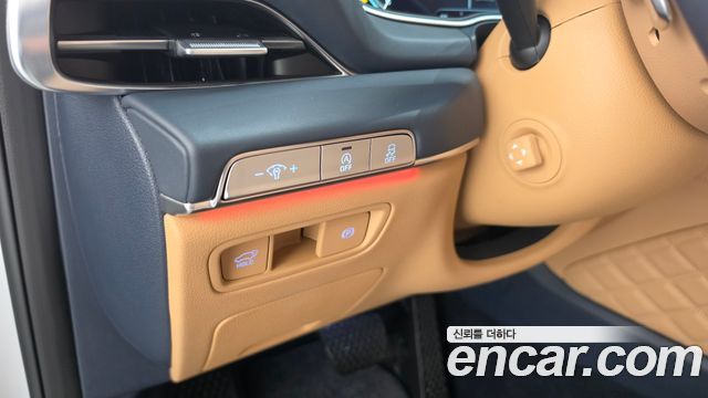 Genesis GV80 2023 — photo 25