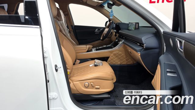 Genesis GV80 2023 — photo 16