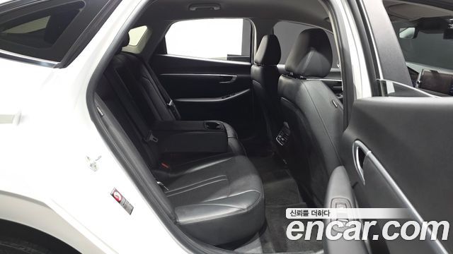 Hyundai Sonata 2020 — photo 18