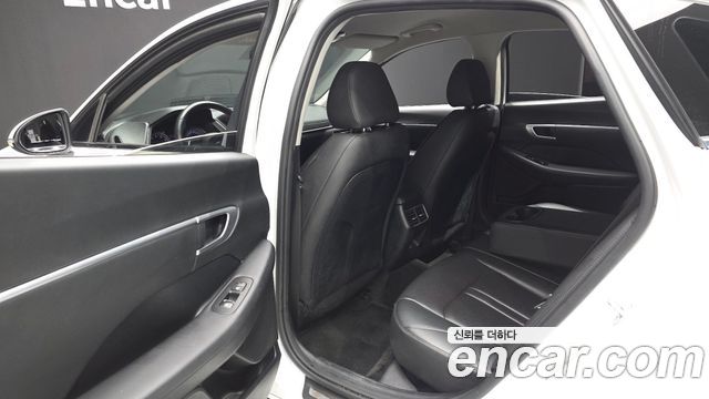 Hyundai Sonata 2020 — photo 16
