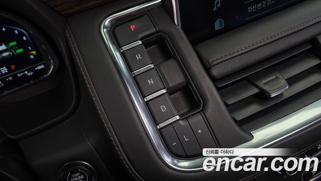 Chevrolet Korea Tahoe 2023 — photo 12