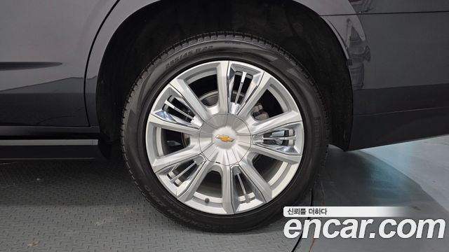 Chevrolet Korea Tahoe 2023 — photo 7