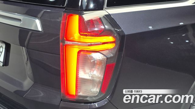 Chevrolet Korea Tahoe 2023 — photo 9