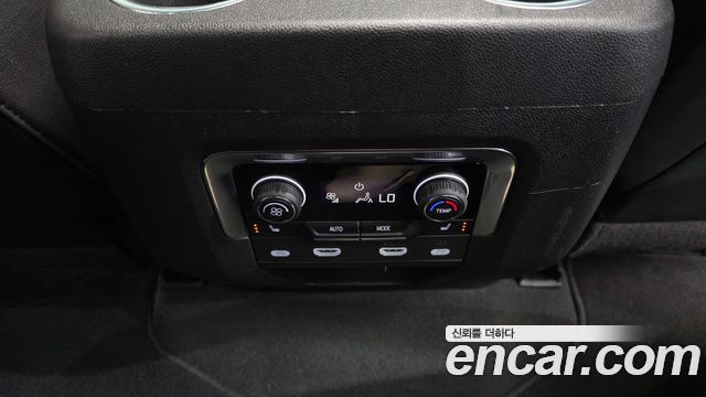 Chevrolet Korea Tahoe 2023 — photo 34