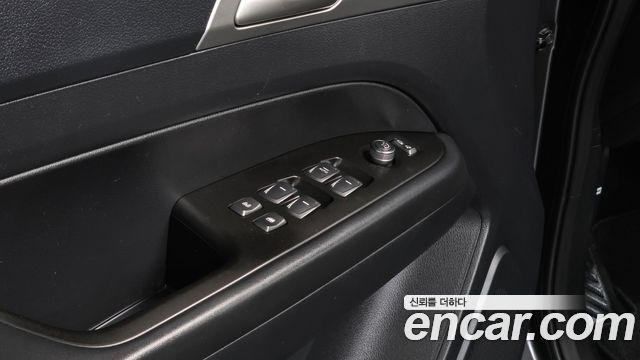 KG Mobility Rexton 2018 — photo 16