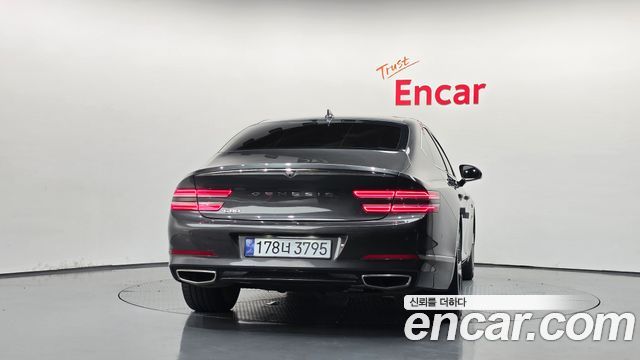 Genesis G80 2022 — photo 4