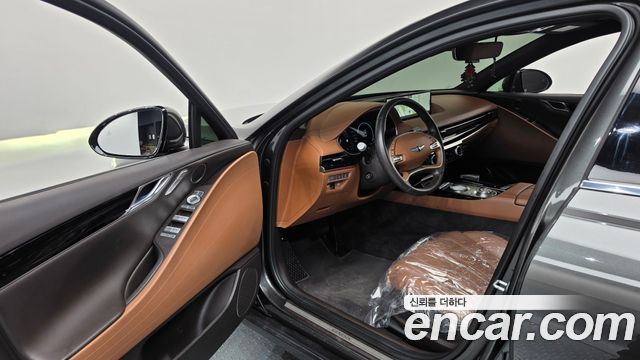Genesis G80 2022 — photo 13