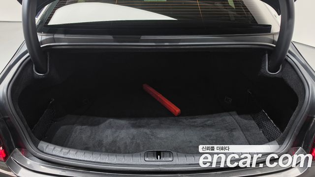 Genesis G80 2022 — photo 23