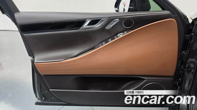 Genesis G80 2022 — photo 14