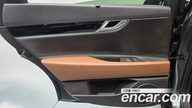 Genesis G80 2022 — photo 15