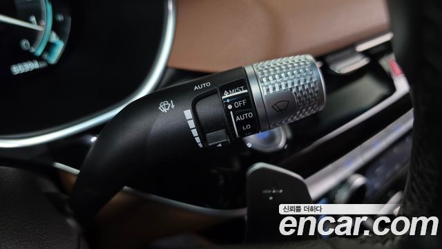 Genesis G80 2022 — photo 28