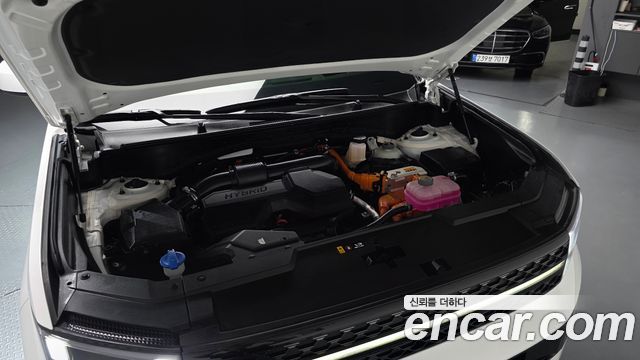 Hyundai Santafe 2025 — photo 6