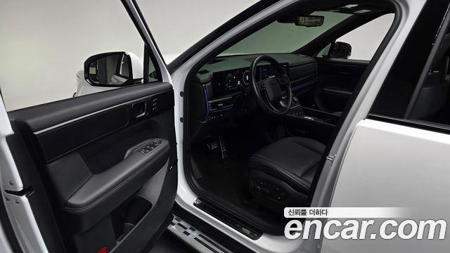 Hyundai Santafe 2025 — photo 13