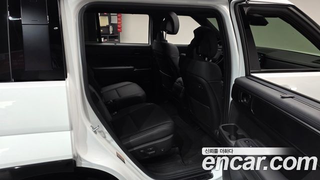 Hyundai Santafe 2025 — photo 18