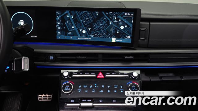 Hyundai Santafe 2025 — photo 20
