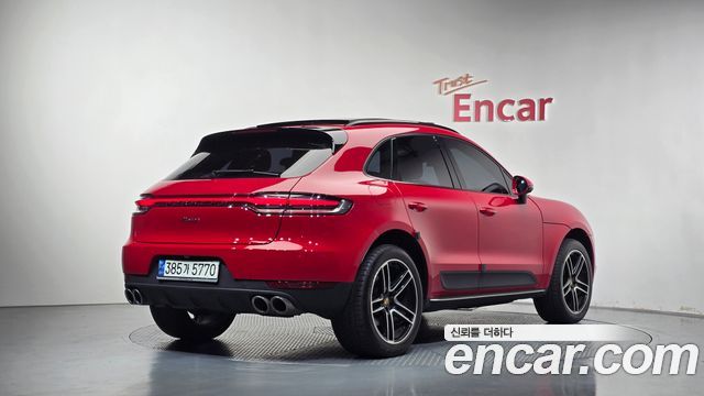 Porsche Macan 2021 — photo 2