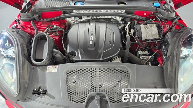 Porsche Macan 2021 — photo 6