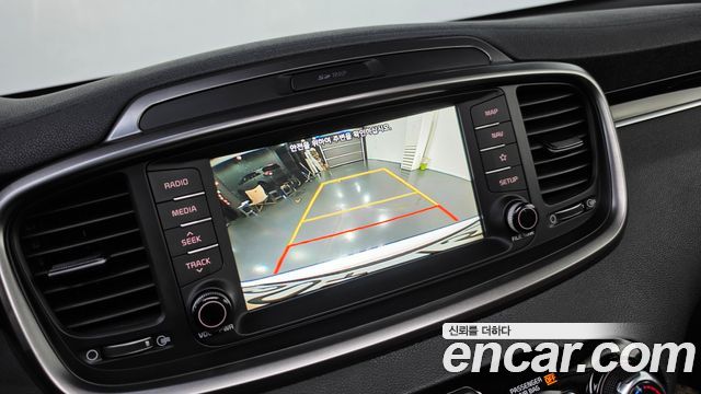 Kia Sorento 2019 — photo 14