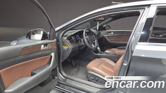 Hyundai Sonata 2018 — photo 13