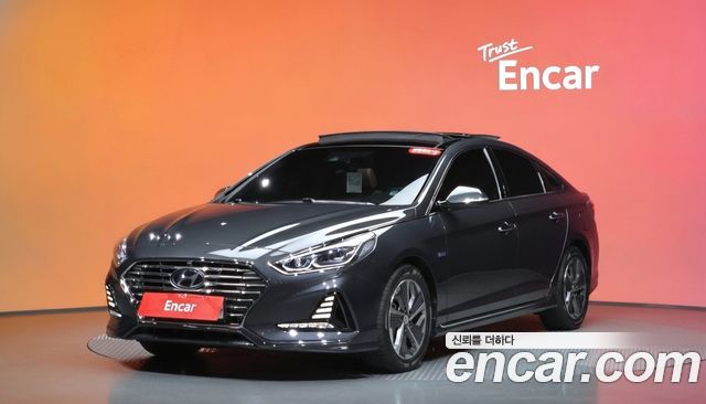 Hyundai Sonata 2018 — photo 1
