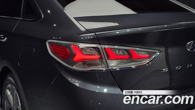 Hyundai Sonata 2018 — photo 9