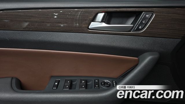 Hyundai Sonata 2018 — photo 30