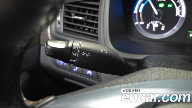 Hyundai Sonata 2018 — photo 33