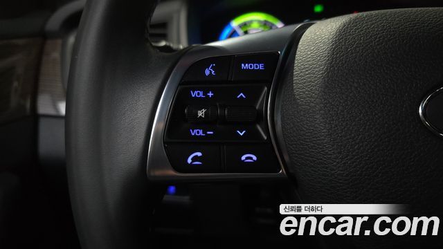 Hyundai Sonata 2018 — photo 35