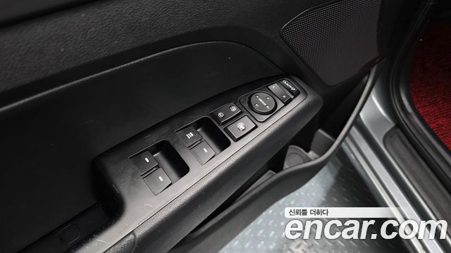 Hyundai AVANTE 2018 — photo 28