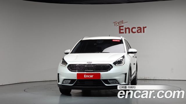 Kia Niro 2018 — photo 3
