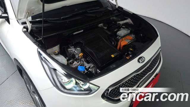 Kia Niro 2018 — photo 6