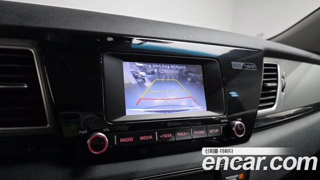 Kia Niro 2018 — photo 21