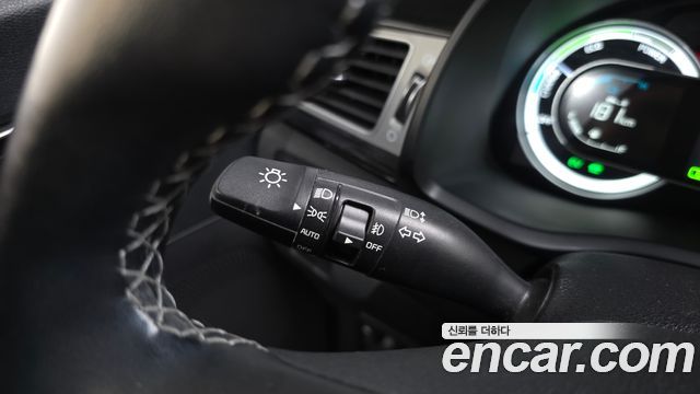 Kia Niro 2018 — photo 31