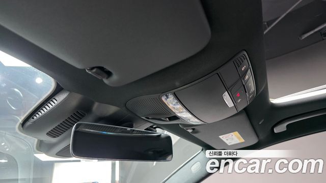 Mercedes-Benz E-Class 2022 — photo 33
