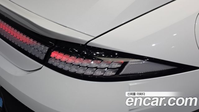 Hyundai Ioniq6 2025 — photo 9