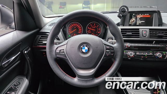 BMW 1-Series 2016 — photo 14