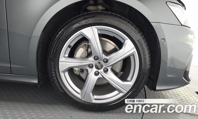 Audi A6 2025 — photo 7