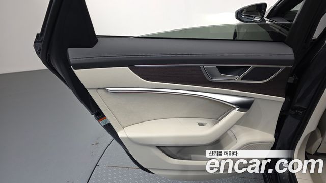 Audi A6 2025 — photo 15